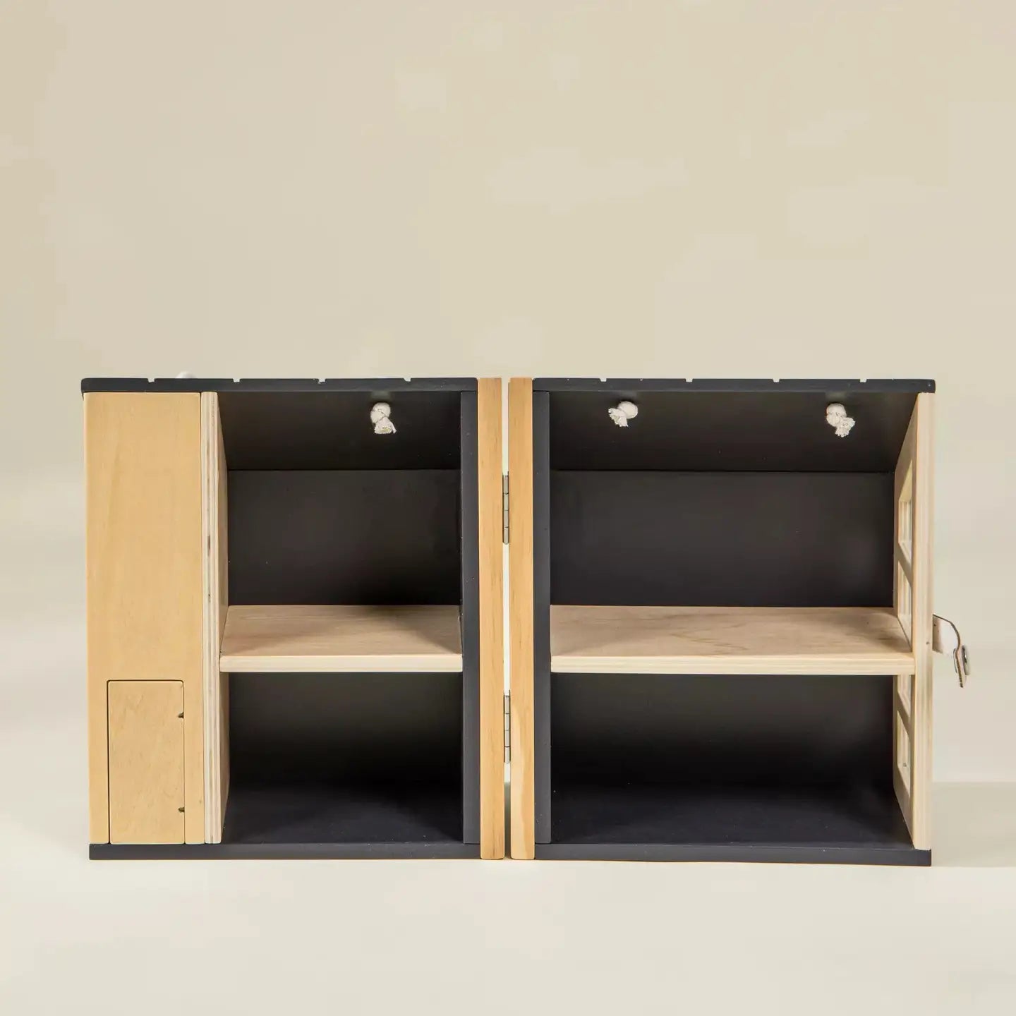Wooden Dollhouse To Go