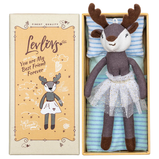 Reindeer Elle Levlovs