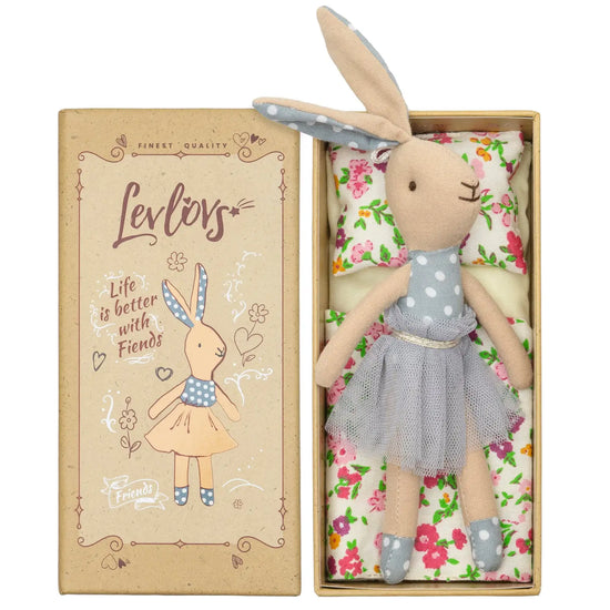 Bunny Amelia Levlovs